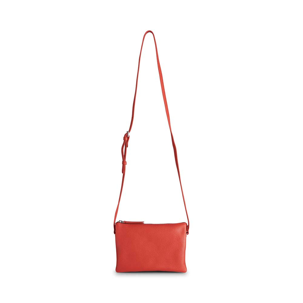 VeraMBG Crossbody bag. Grenadine. Leather grain. Markberg