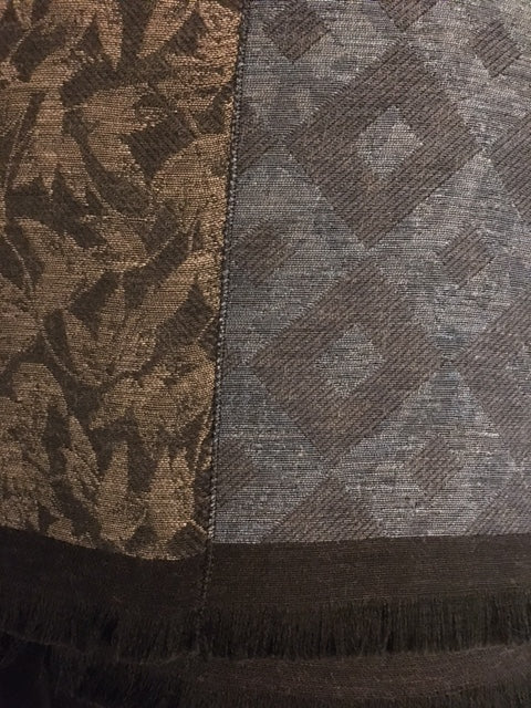 Modeschal TLD. Unisex. Blau-, Braun- und Grautöne. Baumwollmischung. Verbindungsbinder