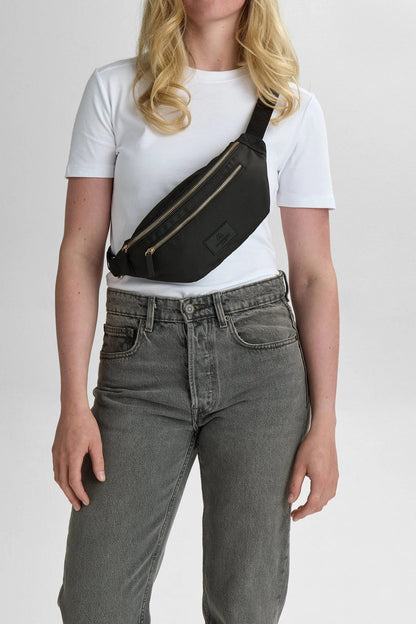 CargoMBG Bum bag belt bag. Unisex. Black w/gold. Recycled polyester. Markberg