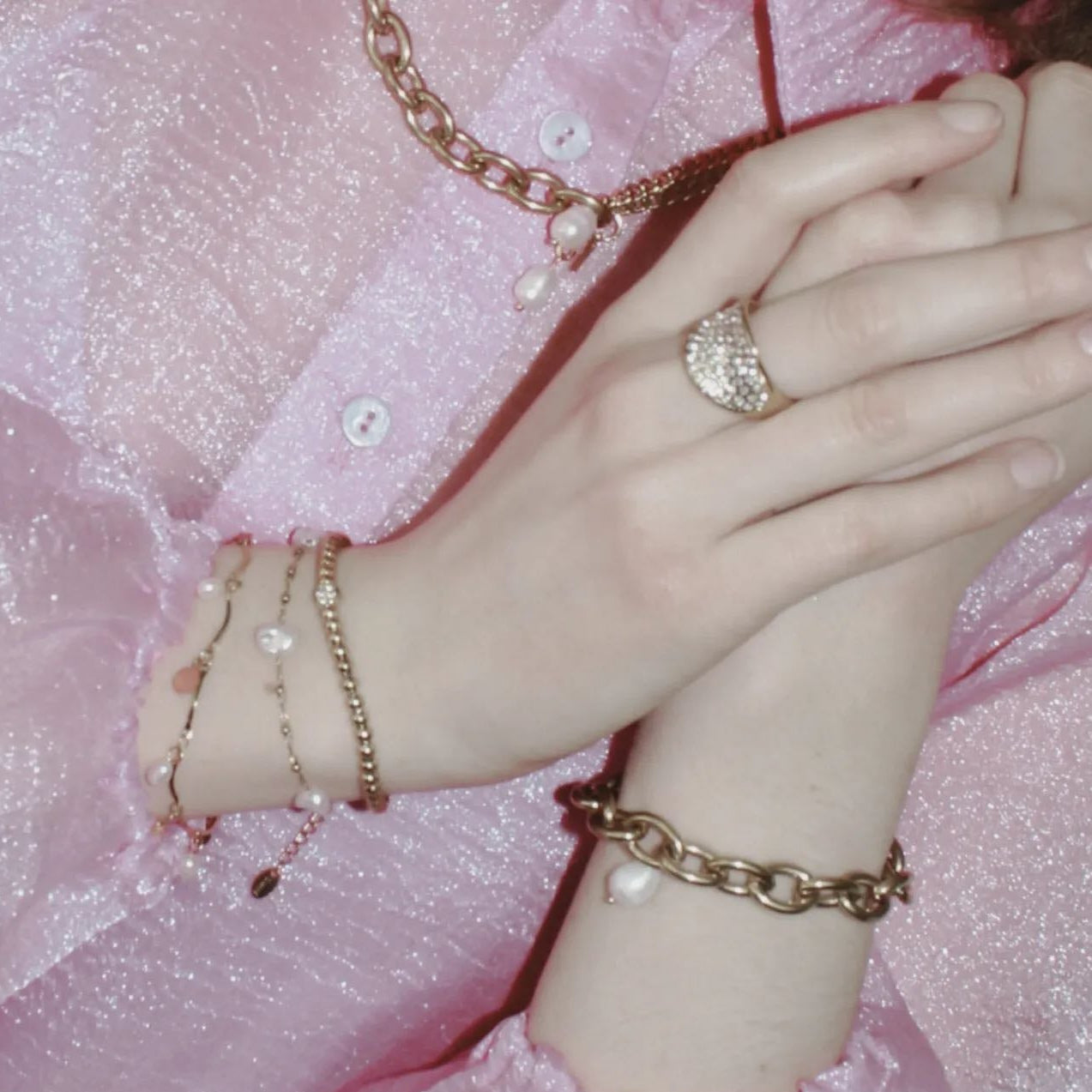 Joy Coin and Pearl bracelet. Waterproof. 18 K. gold plated. Dansk Copenhagen