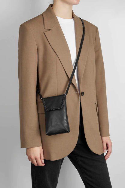 LuccaMBG Handytasche mit Riemen. Whipstitch-Modell. Schwarz. Leder. Markberg