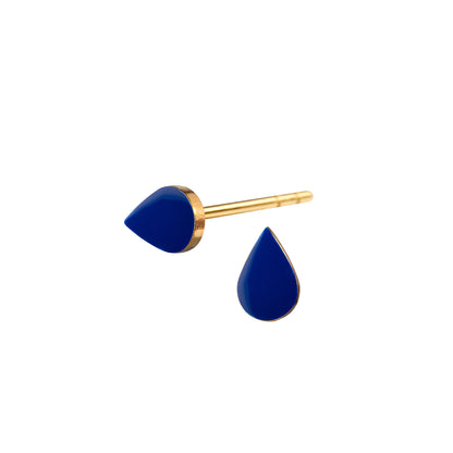 Spot earrings. Tiny Drop. Gold plated. Ultramarine blue. Scherning Copenhagen